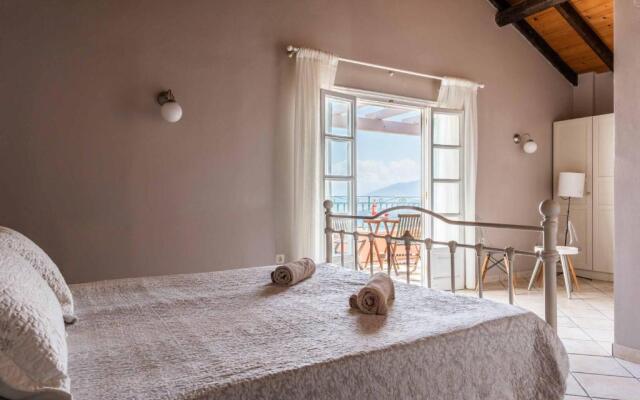 Villa Aloni Sinies