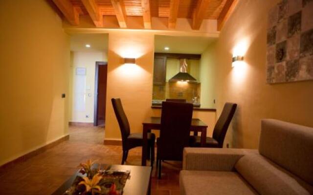 Apartamentos Turisticos Cortijo Garces