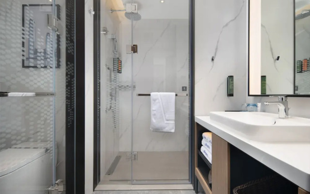 Hampton by Hilton Renhe Baiyun Airport