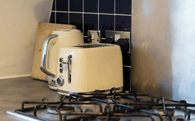 Charming London Apartment With 2 Bedrooms