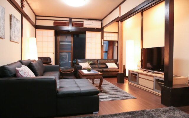 Sanjo Kyonoya
