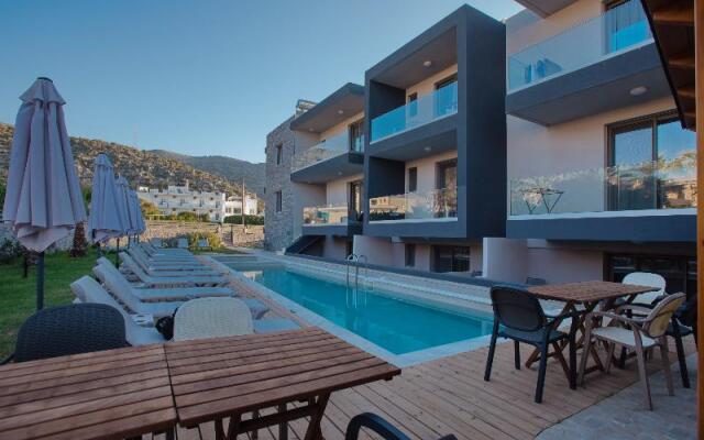 Del Mar Apartments in Stalis