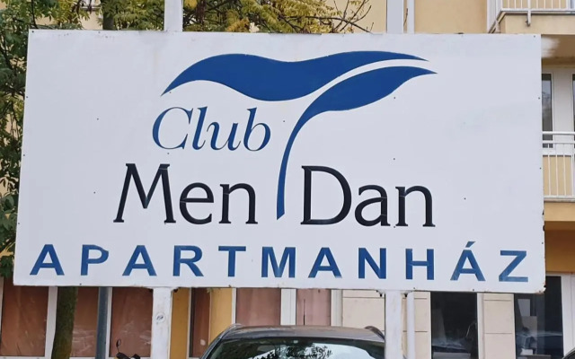 Ta'karos apartman