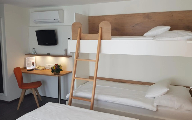 Hotel Bernerhof – Guest Rooms – Interlaken