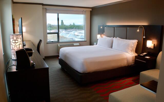 Holiday Inn Vancouver Airport- Richmond, an IHG Hotel