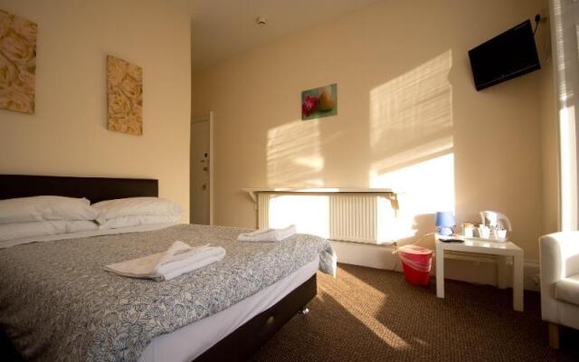 Queenspark Budget Hotels