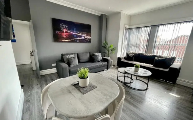 Reads Luxury Apartments