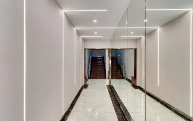 Jinye Hotel (Shanghai Sanlin Subway Station)