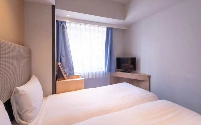 E Hotel Higashi Shinjuku