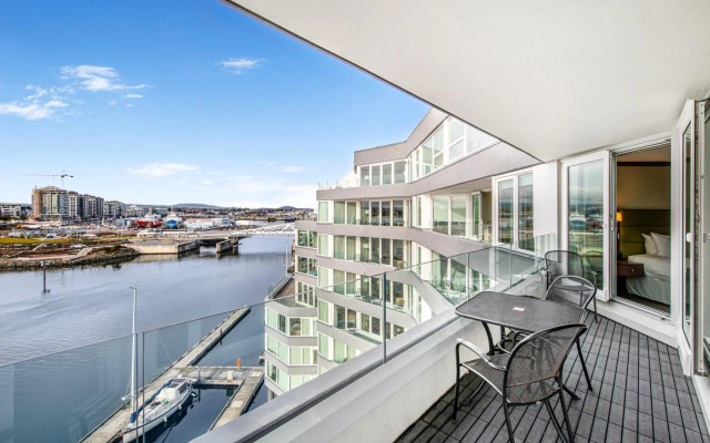 Victoria Regent Waterfront Hotel & Suites