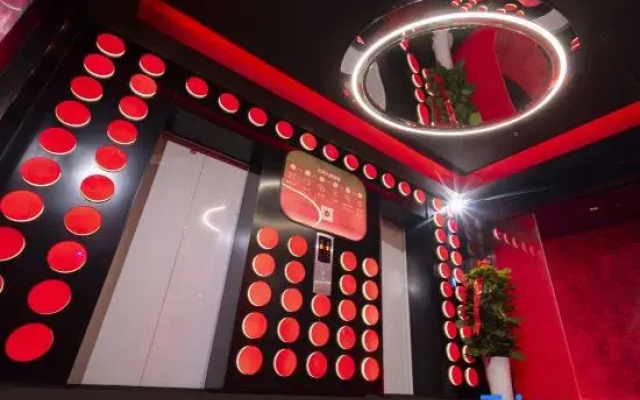 Xi'an Huanchao Designer-themed Homestay