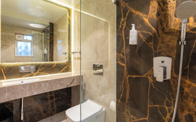 The Hosteller Mumbai, International Airport