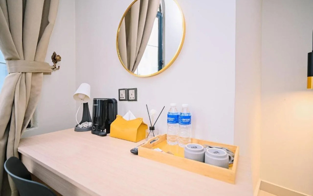 Swing Pillows Central Market Kuala Lumpur – Guest Rooms – Kuala Lumpur