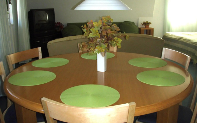 Apartments Holiday Pec