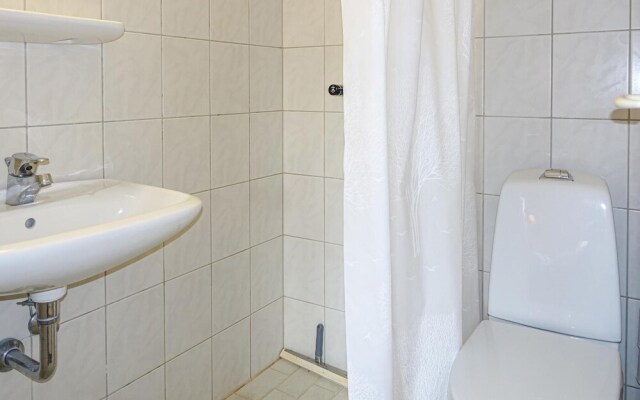 Beautiful Apartment in Allinge With 1 Bedrooms and Wifi