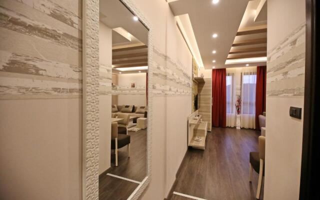 Astoria Lux - K16 Milmari