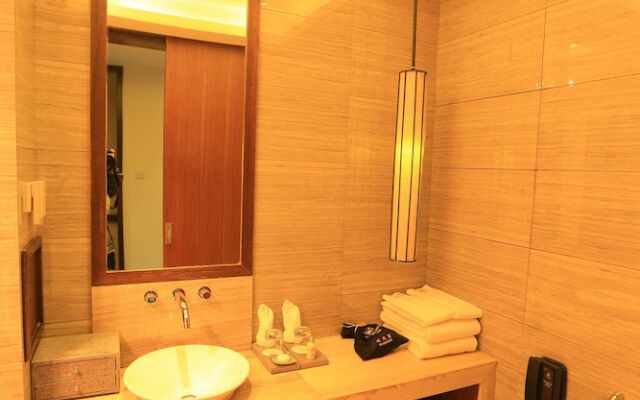 Lijiang Seven Island Resort