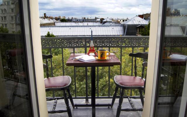 Regina Montmartre Hotel 