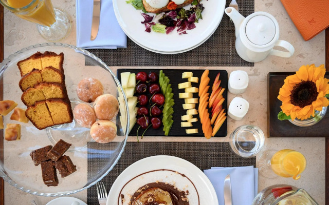 Somewhere Boutique Hotel Vouliagmeni