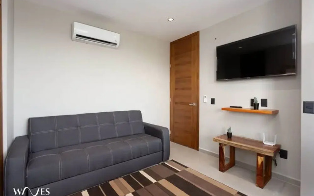 1 Br. W/park Views in Condo W/gym + Sauna + Steam