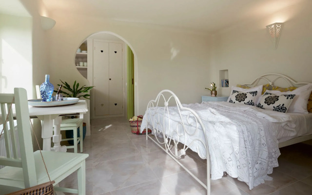 Garden Architect's Studio Santorini
