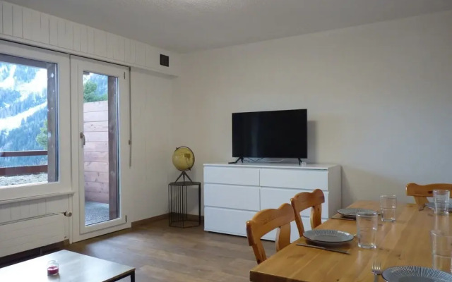 Apartment Domino B 48