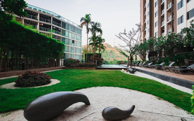 Unixx South Pattaya by GrandisVillas