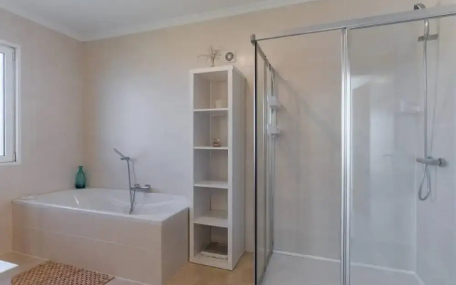 Villa Eldomar 61 in Estreito da Calheta