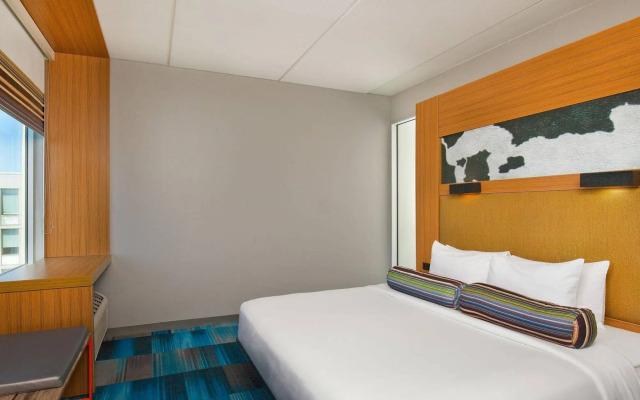 Aloft Bolingbrook