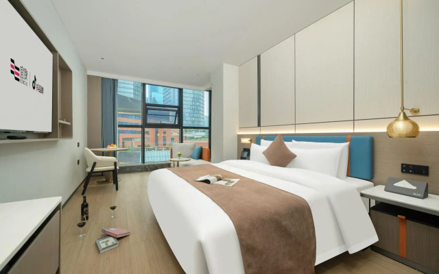 ECHIC HOTEL(Guangzhou Zhengjia Plaza Tiyuxilu Subway Station) – Guest Rooms – Guangzhou