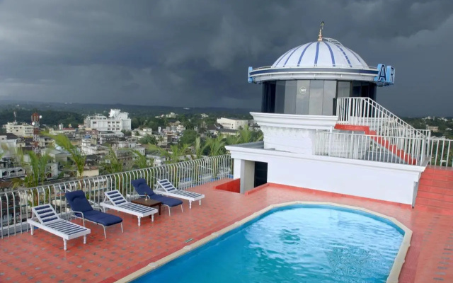 Hotel Arcadia – Pool – Kottayam
