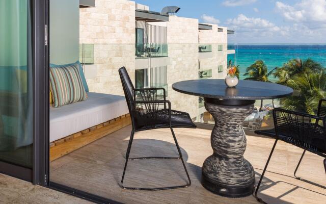 Thompson Playa Del Carmen Beach House