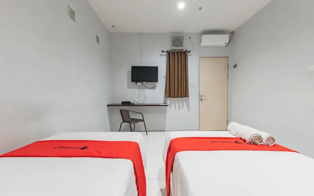 RedDoorz @ Pelajar Pejuang 3