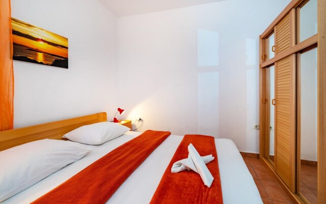 Stunning Apartment in Drage With 2 Bedrooms and Wifi