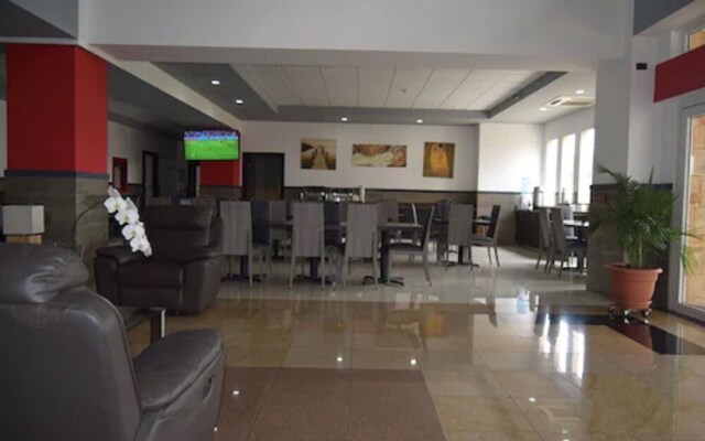 Beverly Hills Hotel & Suites San Salvador