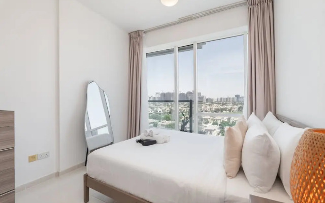 Modern 1-bed With Scenic Golf Course View