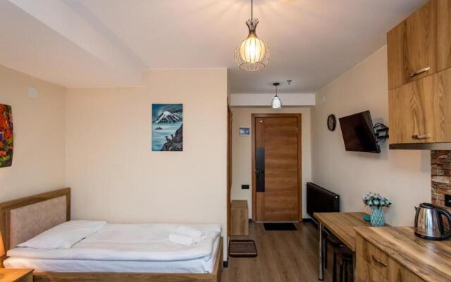 Beautiful Twin room Ski Rental in Gudauri