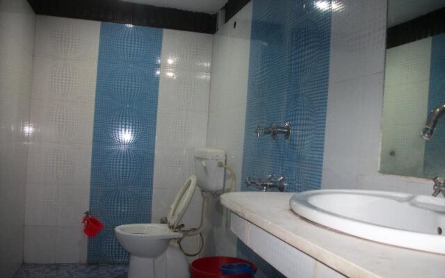 Hotel New Anand Niwas