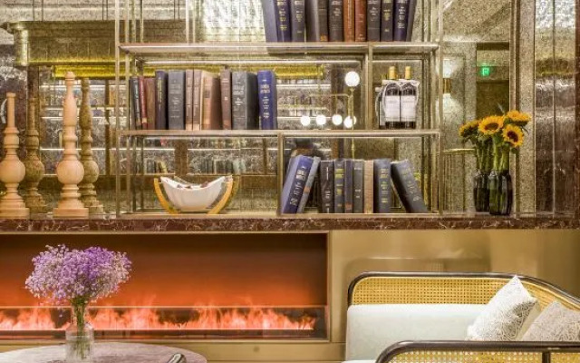 Mercure Nanjing Xuanwu Lake