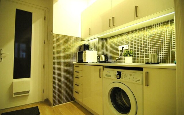 Apartment Liszt Square