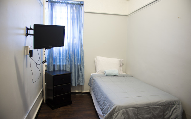 Greenpoint YMCA Hostel