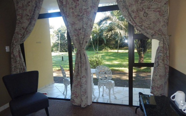Elephant Lake Hotel