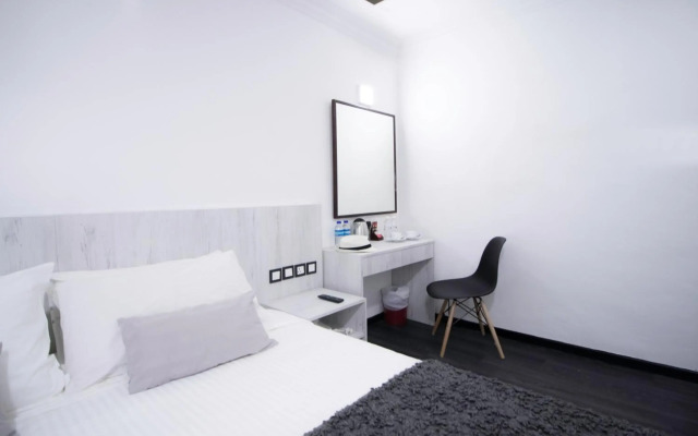 Harbour Ville Hotel Hamilton - Lavender