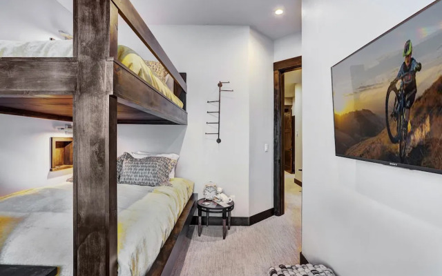 Wintours Leap 4 Bedroom Townhouse by RedAwning