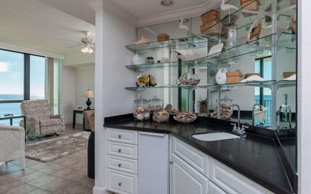 Phoenix IX by Brett Robinson Vacations