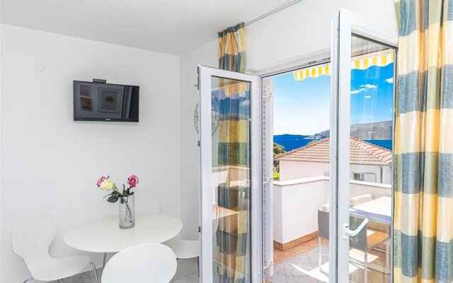 Bozo - 100m to the sea - A4