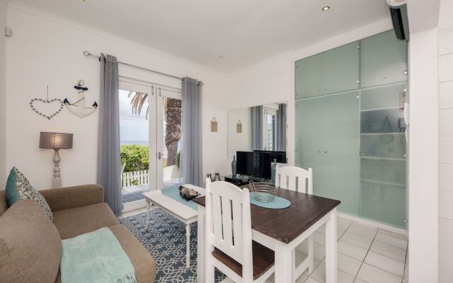 Indigo Bay - The Boat