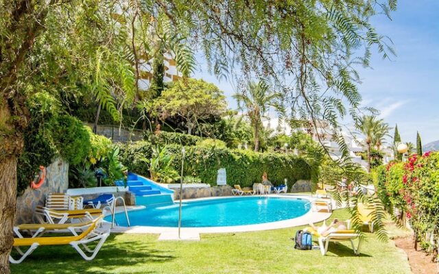 SAA-Great 2 bed apt 10 min walk to Puerto Banus
