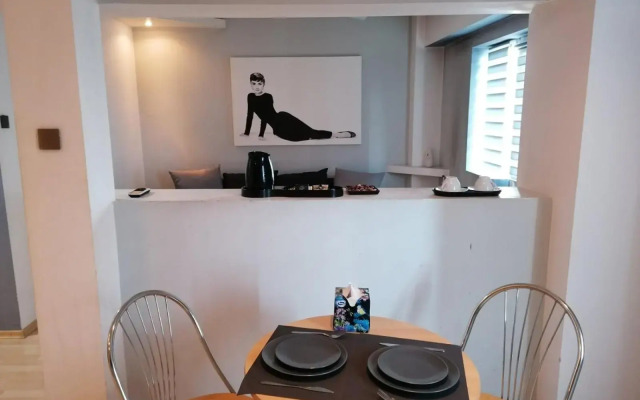 Ariana Apartment by EasyBucharest