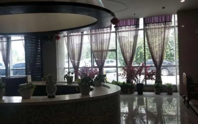 Xi'an Hotel (Yining  Feijichang Road Liuxing Street ) – Lobby – Yining